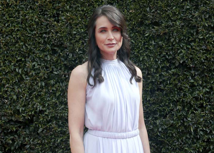 Rena Sofer returns to 